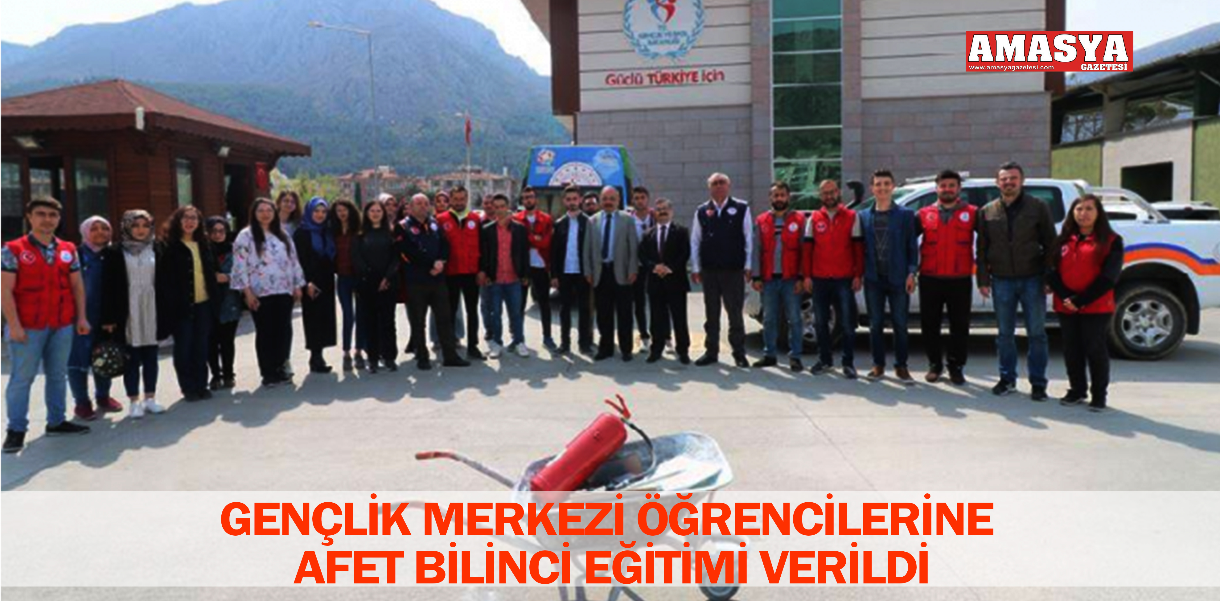 GENÇLİK MERKEZİ ÖĞRENCİLERİNE AFET BİLİNCİ EĞİTİMİ VERİLDİ