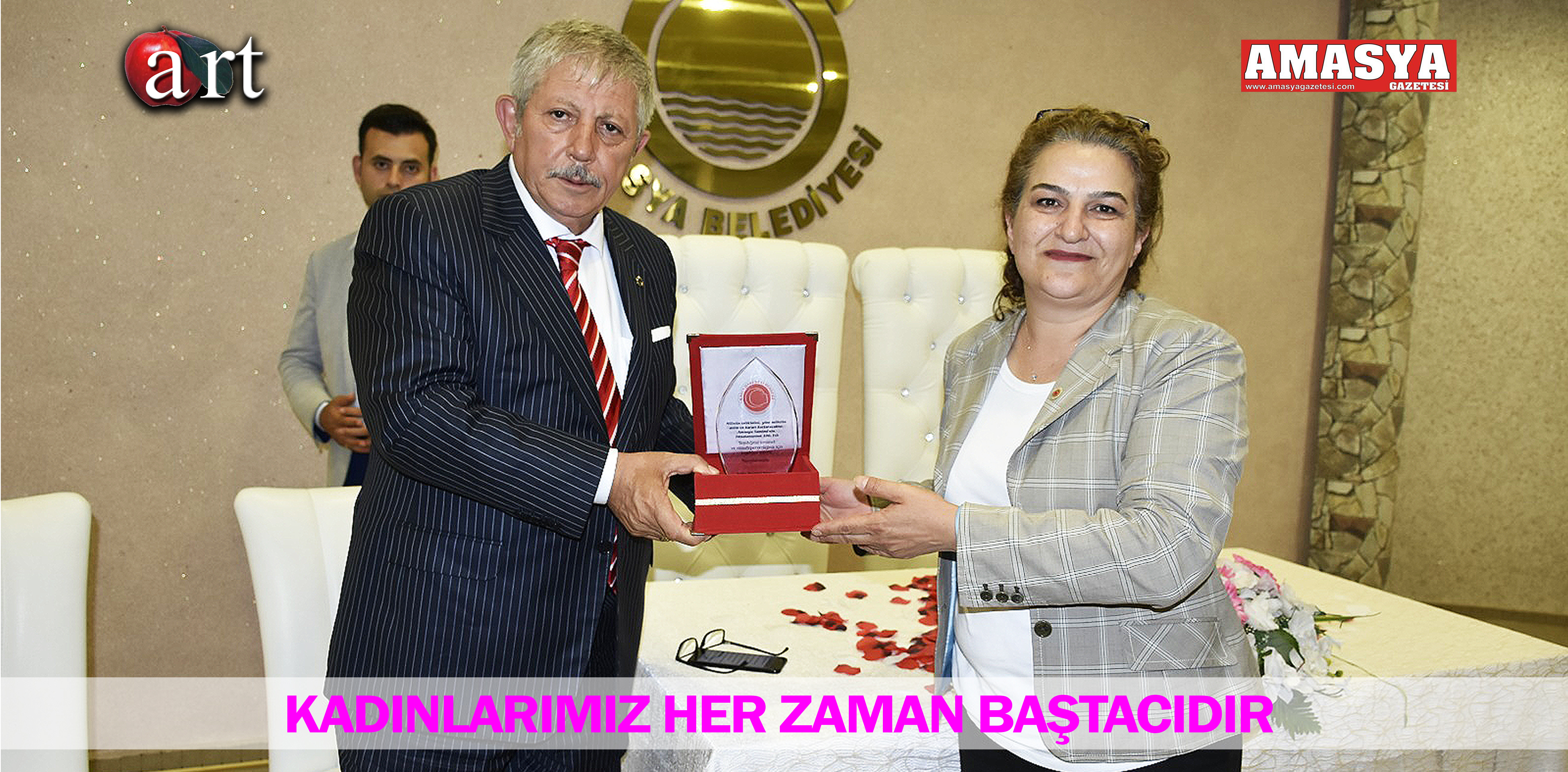 KADINLARIMIZ HER ZAMAN BAŞTACIDIR