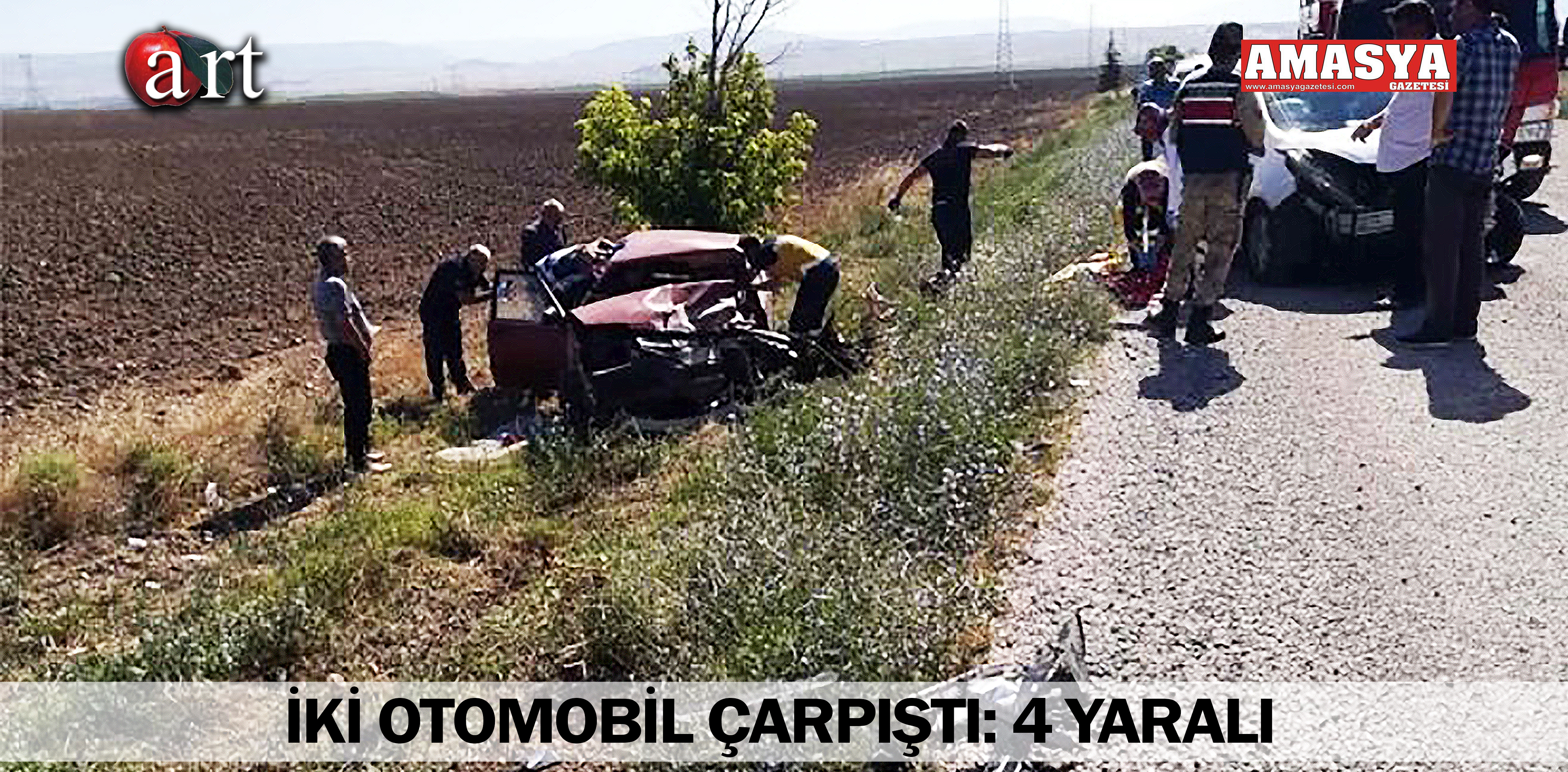 İKİ OTOMOBİL ÇARPIŞTI: 4 YARALI