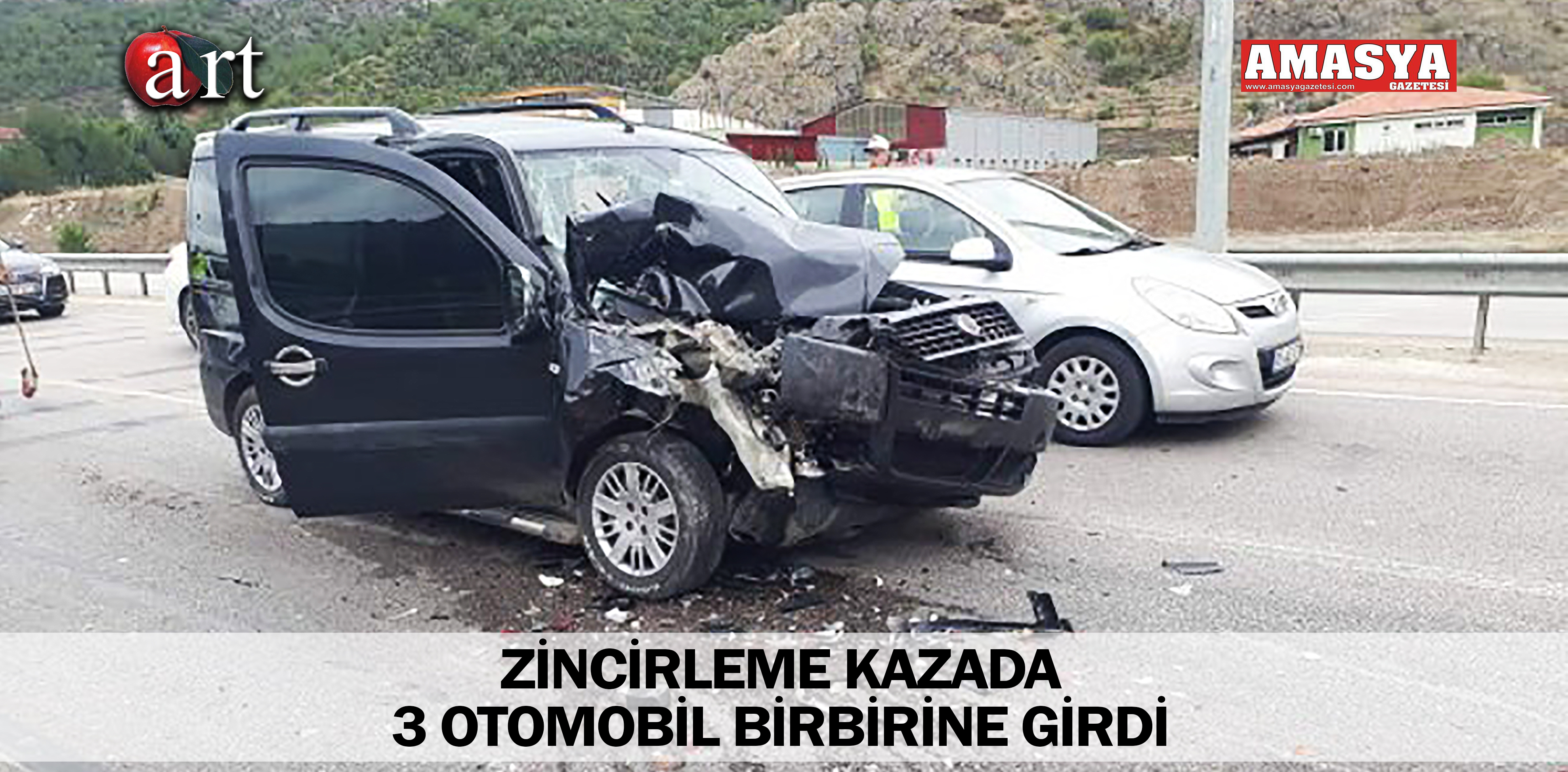 ZİNCİRLEME KAZADA 3 OTOMOBİL BİRBİRİNE GİRDİ