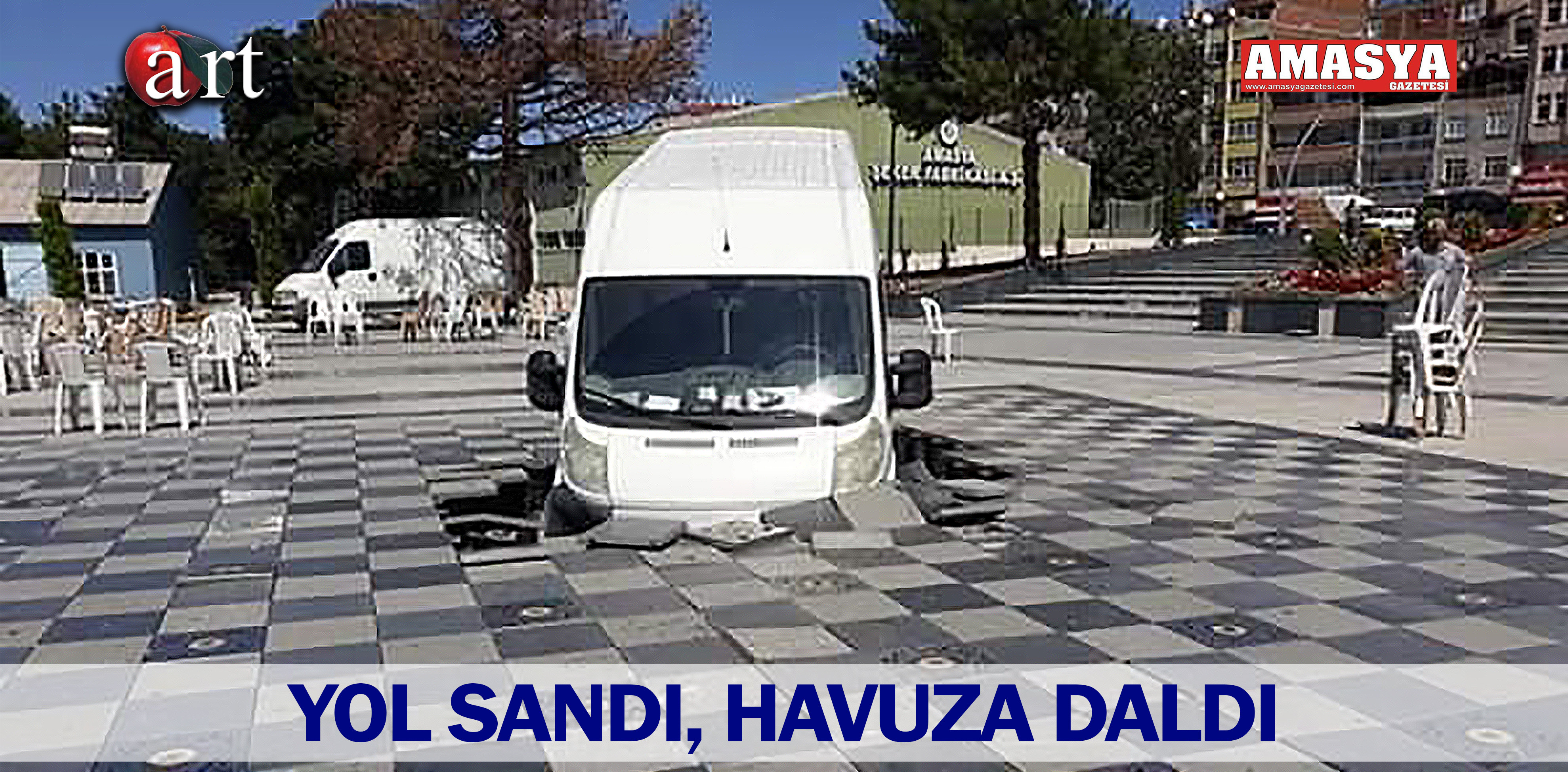 YOL SANDI, HAVUZA DALDI