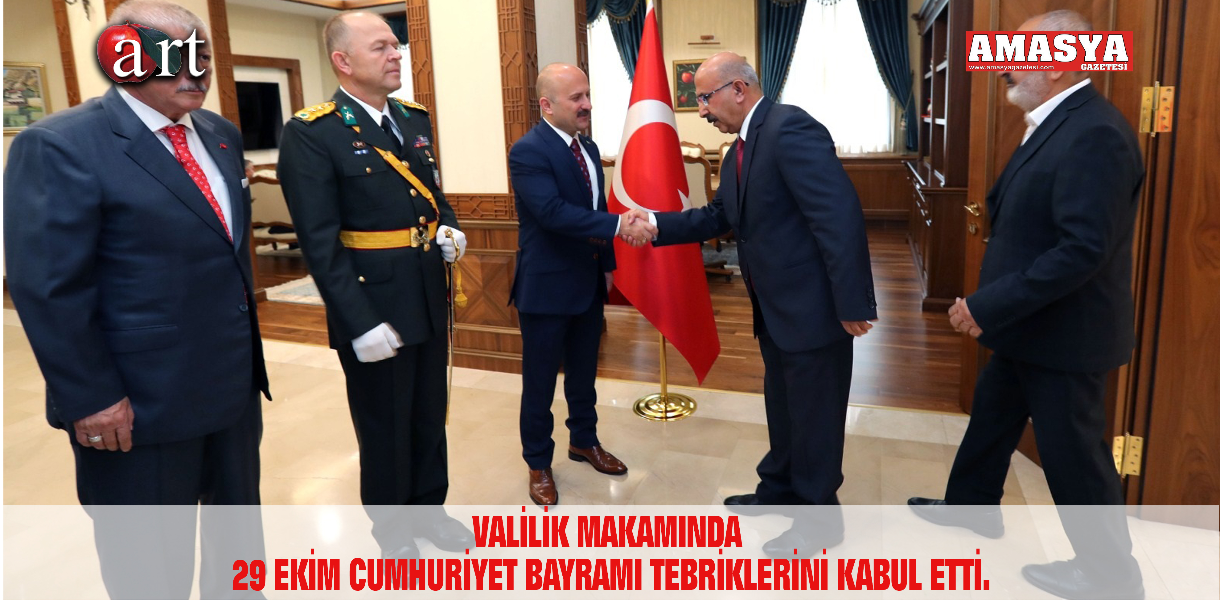 VALİLİK MAKAMINDA 29 EKİM CUMHURİYET BAYRAMI TEBRİKLERİNİ KABUL ETTİ.