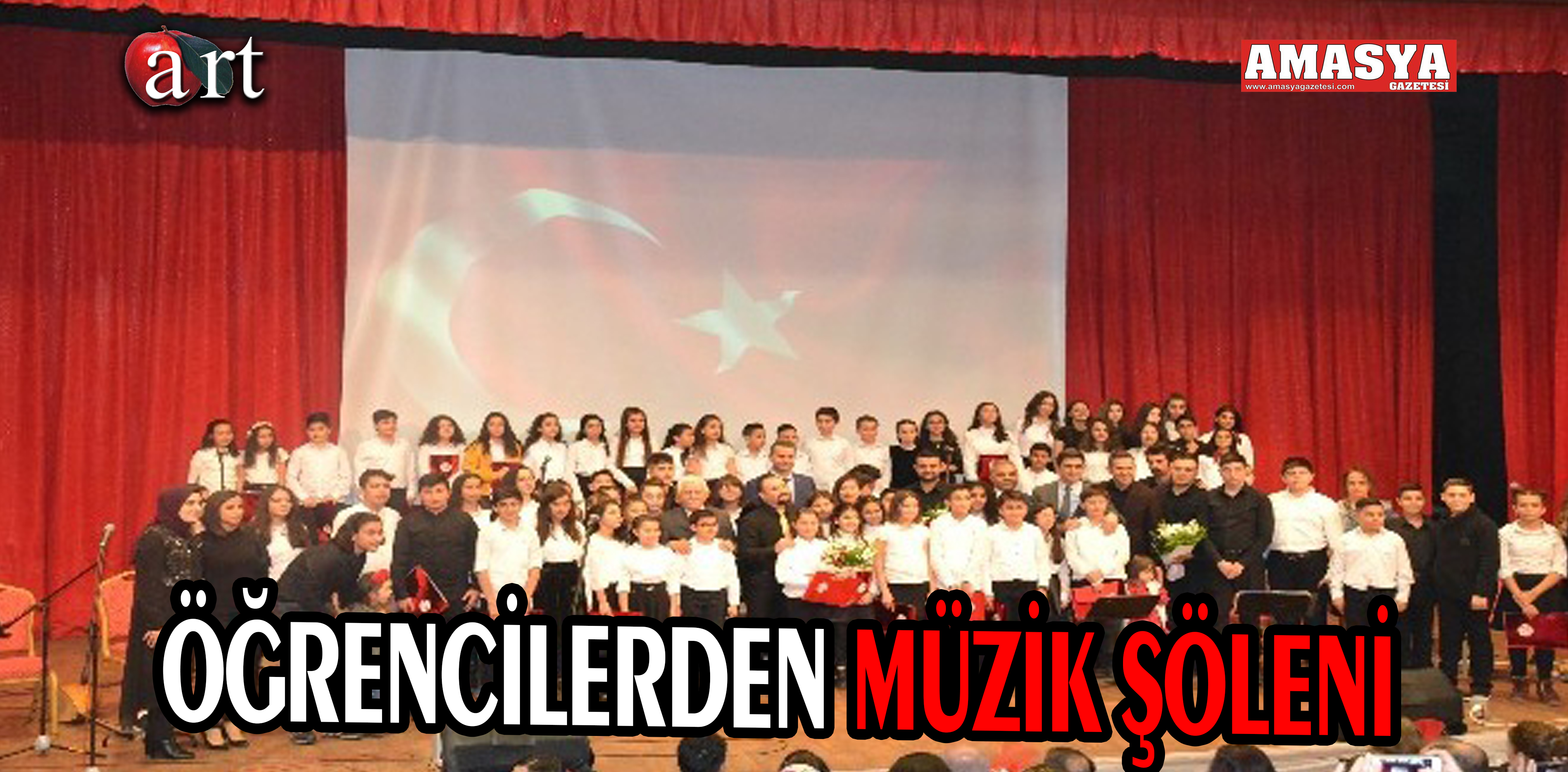 ÖĞRENCİLERDEN MÜZİK ŞÖLENİ