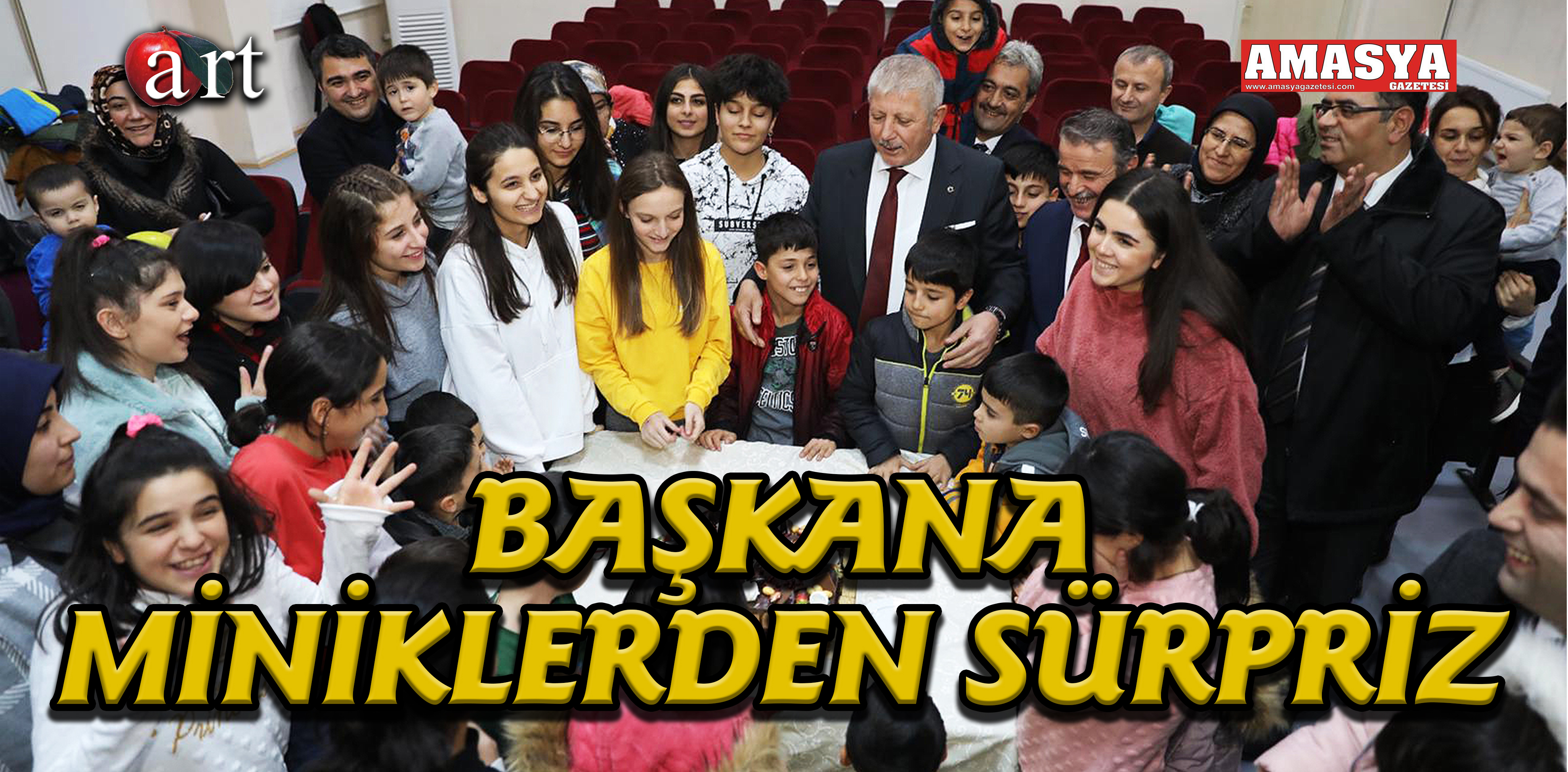 BAŞKANA MİNİKLERDEN SÜRPRİZ