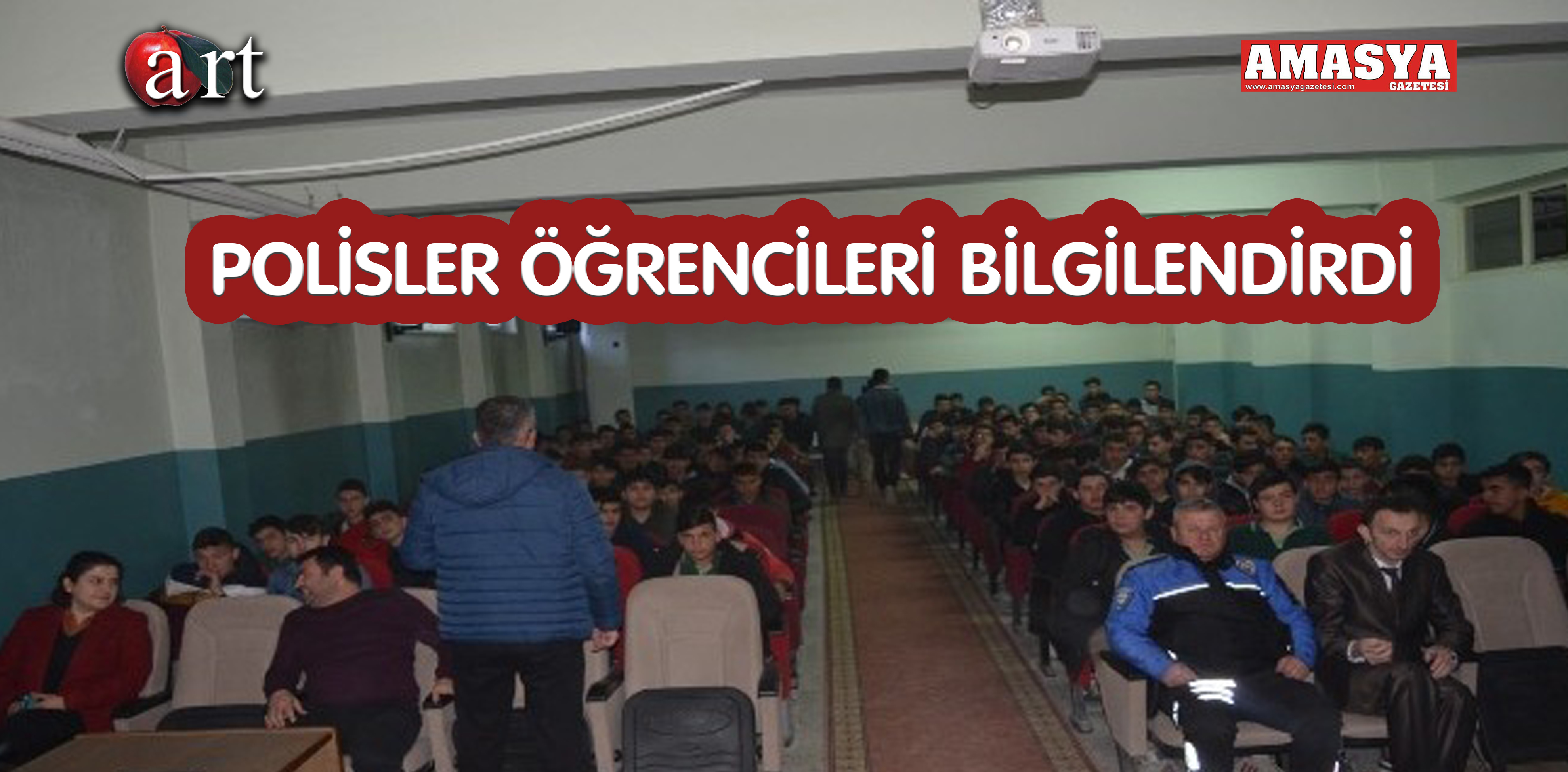 POLİSLER ÖĞRENCİLERİ BİLGİLENDİRDİ