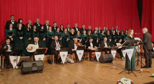 AMASYA BELEDİYE KONSERVATUARI TÜRK SANAT MÜZİĞİ KONSERİ DÜZENLENDİ.