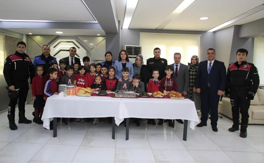 15 Temmuz şehidinin oğluna sürpriz doğum günü