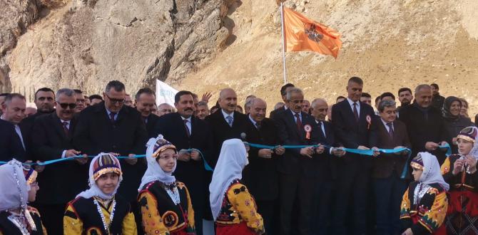 Amasya Badal Tüneli Törenle Hizmete Açıldı